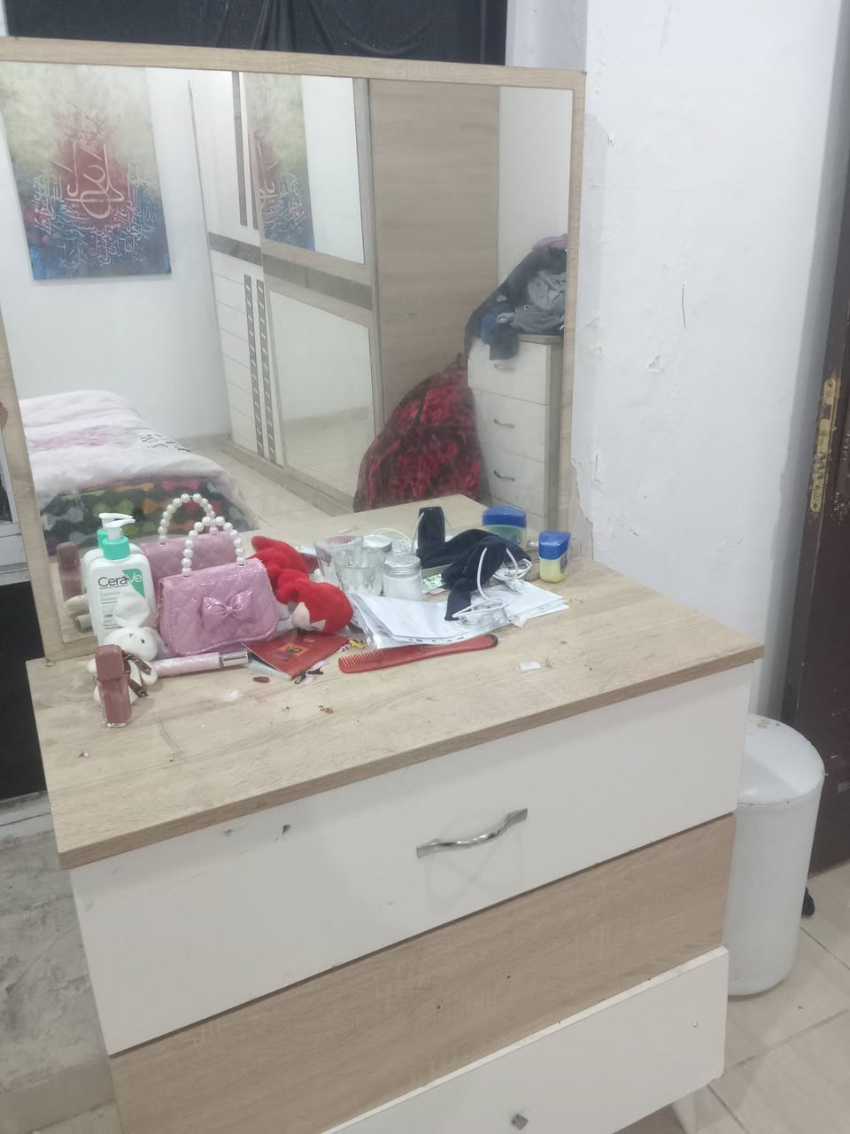 غرفه نوم تركيه نفرين سلايت
بدون دوشك 7قطع السعر ب230 وبيها مجال قليل 
الشراي يتفضل


**إذا كنت صاحب هذا الإعلان وتريد حذفه لأي سبب، رجاءا أرسل رسالة إلى الدعم الفني**