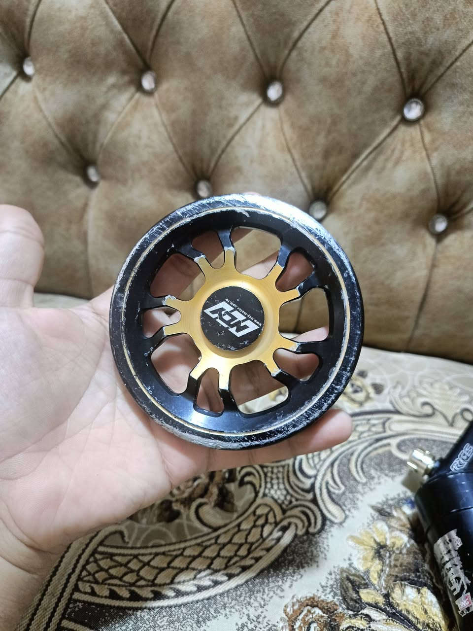 السلام عليكم 
تزويد نواعم 
 دبل RGS چوب 
دبل CWS من Ncy  
قبق فلاوين RGS فضي
قباقه فلاوينRGS البنفسجي 
قبق فلاوين Ncy 
ملقط KOSO 
عنواني بصره قضاء 
للتوصل ***********
الشراي يستاهل
