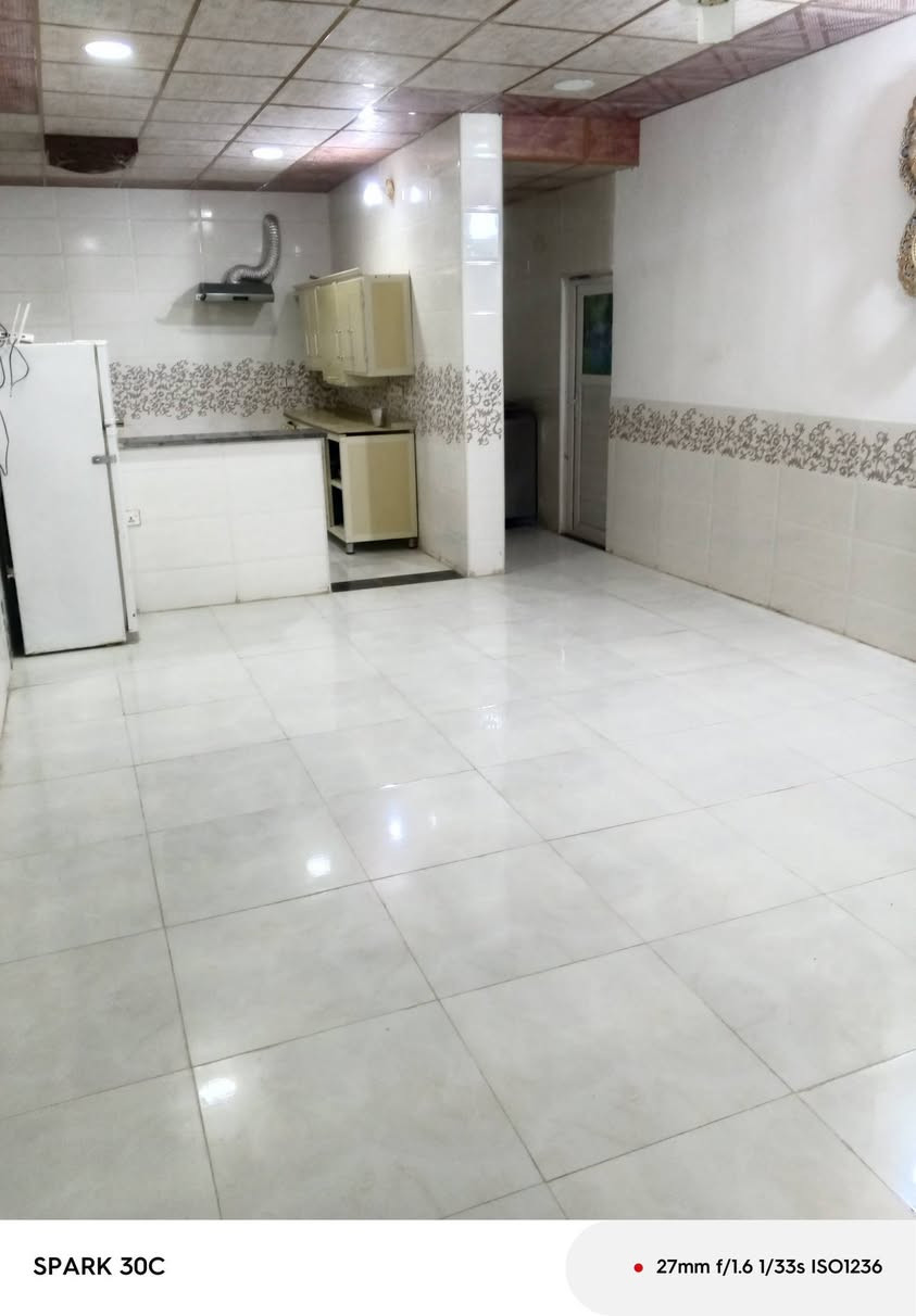 بيت على طريق الدغاره للبيع مراوس عادي مساحته 600 ***********
