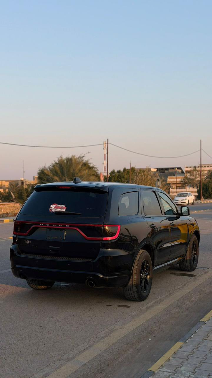 للبيع
دوج دورنكو 2020 RT V8 

عليها برجمة كلش قوية من سيفتي وشلعة ومعدل واستخدام يومي 

ماشيه 160 كيلو

محرك V8 5.7 

عليها تخم تاير جديد هستوني شادة

(مواصفات السياره)….

خزن ميموري 

حساسات خلفية

كشنات جلد 7 راكب

نقطة عمياء

جنطة كهرباء

ستيرن تدفئه

الكشنات الامامية والخلفيه تدفئة تبريد

شاشة كبيرة

تبريد مركزي

حادث السياره خارجي طخه من امريكا جاملغ وشبر بالبنيد وجاملغ خلفي والبابتين الصور مرفقه بالمنشور ايرباك كشن وبردة فقط

السعر 245 وبيه مجال

مكان السياره الكوت مركز المدينة

للاستفسار

***********
