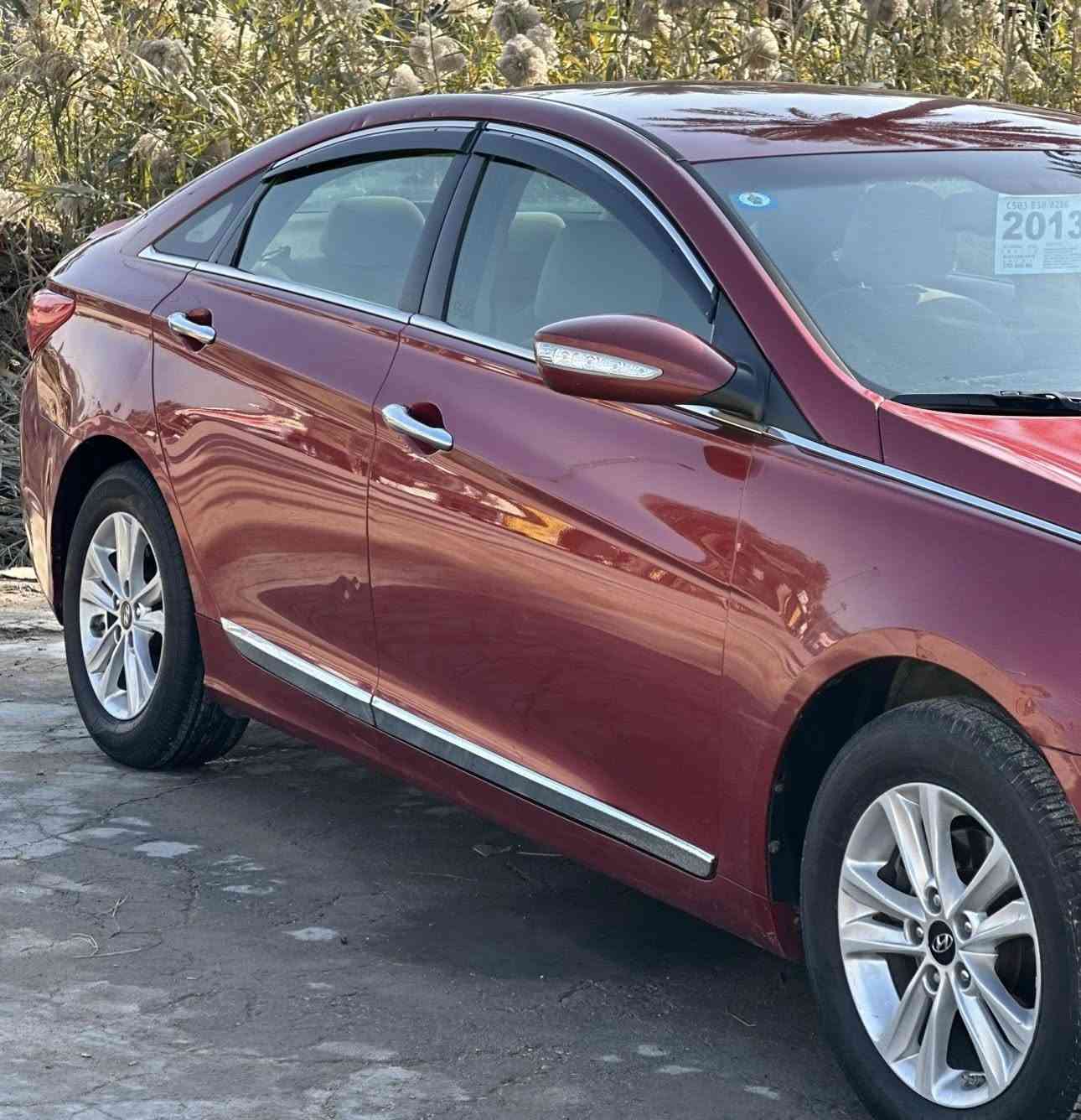 السـلام علـيكم
سـوناته مـوديل 2013 
رقـم بغـداد الـدولي 
السيـاره ليـبل واحـد كلها وكـفاله مـن الحـادث  والدواخل بيه صبغ 3 قـطع فقط بدون دواخل خلاص 
تبريد + تدفئه 
صدر امامي خلفي جديد 
تخم تاير 
كشن كهـرباء 
مودات تحكم بالدركه 
شاشه 
داخل لونين 
السعـر 110 وبيها مجال 
مكـان السيـاره بـابل قـرب سيـطره الاثار 
***********
