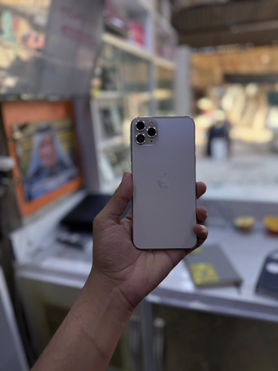 iPhone 11 pro max

دبل سيم كارت

البطارية 98 مرفوع وكالة✅

الذاكرة 256

الابيض🤍

السعر🔥🔥
_______________
الضمان لدى مركزنا 5 ايام من تاريخ الشراء✅✅

العنوان/ الديوانية—سوك هرج—قرب كراج الطوابق

للحجز

***********
