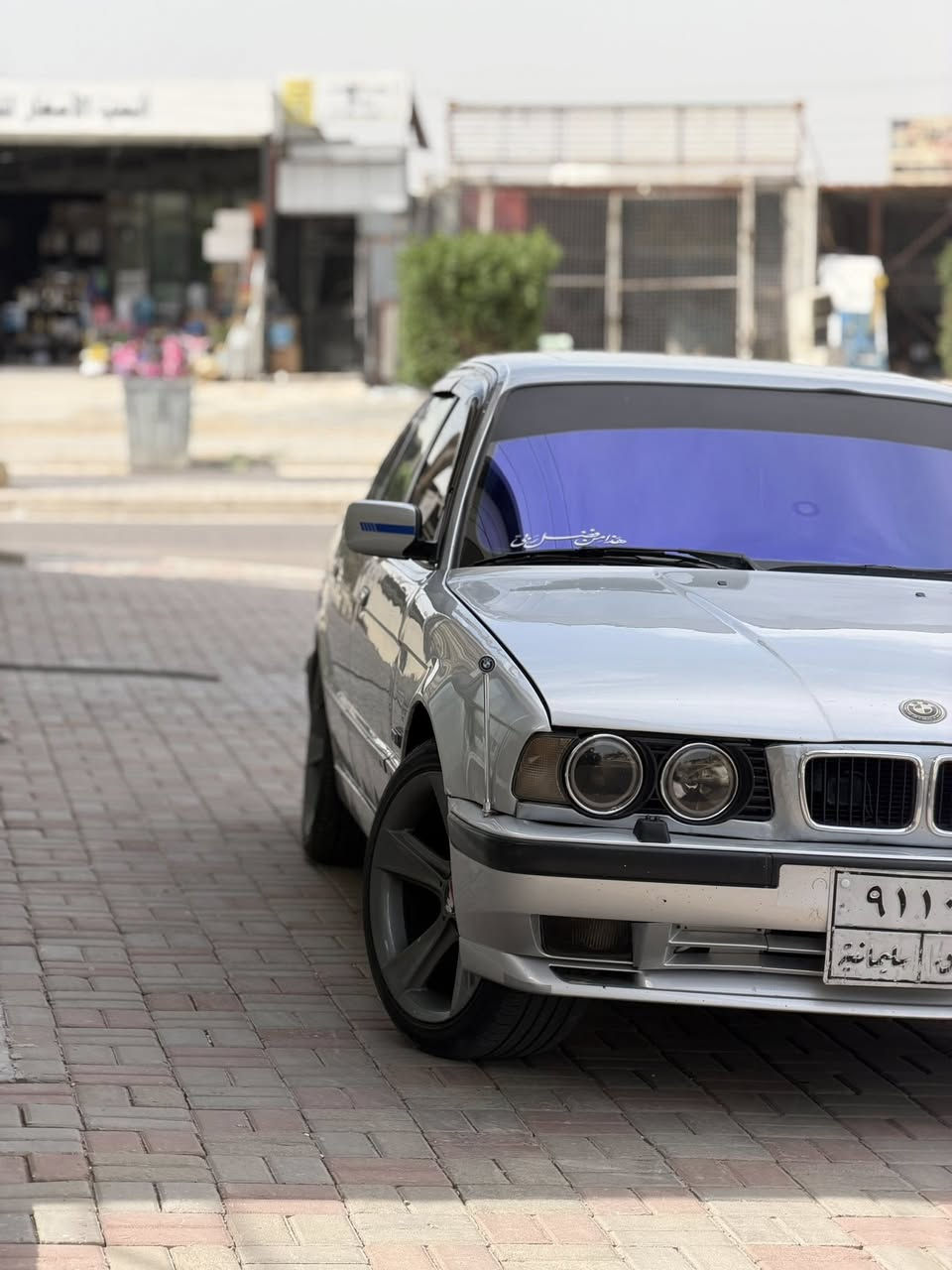 سلام عليكم
BMW1990
سياره متعوب عليه لا تقارنه بل تعبانه والسوك كلشي بيه ال ماتعجبه يعبر منشور صلات ع رسول 
محرك 525 مسكر تك فانوص
كير عادي ZFرياضي 
مصبوغه جديد 
غرفه كامل جديده لون اسود 
كشانه جلد 
صقف كتان
مغلفه عازل حراره 
شاشه 
كامره خلفيه 
سستم صوت +دمام صوت 1/1
لد متحرك بيه ١٠٠ نوعيه شاده ب 220 
زنون عالي ناصي بلاجكتورات نهار شاده ٢٢٠$
صالنصه رياضي من محرك للنهايه صوت طرب شاده ب 500$
شادله عازل صوت وضجيجً شاده ٣٠٠$
تبريد بس فان وكف عندي ماسويته 
سياره مصرف عليه صايره هواي عليه
تخم تاير 
صدر جديد 
محرك وكير كفاله 
نشاط ✈️✈️
مصبوغه جديد صبغته كزازه 
سياره متعوب متعوب عليه بشكل 
سعر 66بيه مجال كلش قليل 
مكاني الانبار عامريه الصمود 
رقم الهاتف ***********
اسف ع اطاله
