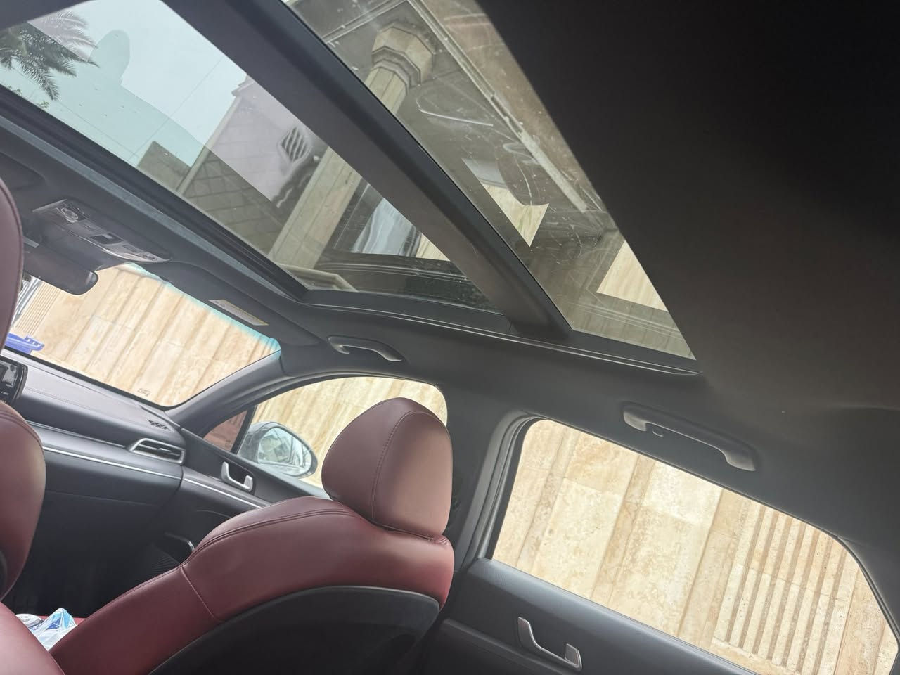 السلام عليكم
للبيع KiA K5 2021
السياره فول مواصفات للاخير

ماشيه 65 الف كيلو متر 

1_اللون السمنتي المميز

2_بصمه تشغيل 

3_بصمه أبواب افتتاح عند الاقتراب 

4_تشغيل عن بعد

5_مثبت سرعه، نظام ABS, مانع انزلاق ،حساس اطارات 

6_بك لايت لد

7_شاشه كبيره لمس 

8_كامره دوارة

9_كشافات امامية 

10_شاشه اعطال _نقطه عمياء _ رادارات_اشاير بالمري 

11_مقعد سائق كهرباء مقاعد تدفئه الاسترين هم تدفئه 

12_لايت اربع عدسات 

13_نظام قياده اربع وضعيات

14_بلوتوث+كاربلي+usbامامي خلفي 

15_تحكم ستيرن 

16_اوتو بريك 
 
17_ تصميم خارجي رياضي 

محرك 1600 تيربو رقم أربيل بااسمي 

السعر 174بيها مجال كلش بسيط 

الرقم ***********
