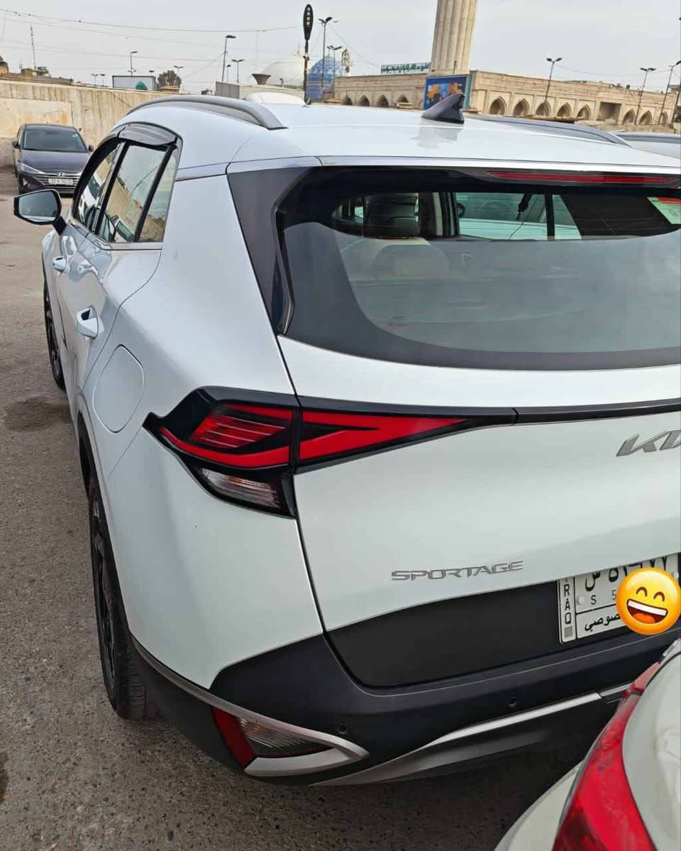 للبيع كيا سبورتج خليجي الدولية موديل 2023
*بدون اي صبغ او حادث ابيع ع فحص
*داخل الضمان لحد الان من الدولية (كل الصيانه وتبديل الدهن داخل الوكالة)
*ماشية ٢٥ الف فقط
*تشغيل بصمه تحكم ستيرن وتحكم اوضاع قياده.

الحمدالله السياره بوضع الزيرو وعلى ايدي من الوكالة وبأسمي ..

السعر 220$ نهائي.

*العنوان زيونه قرب ساحة ميسلون. 

الاتصال لجاد بشراء رجاء
د.علي *********** بغداد, العراق
