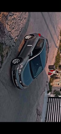 فيرسا ١.٨ • ٢٠١٢ • ١٢١ ألف كم