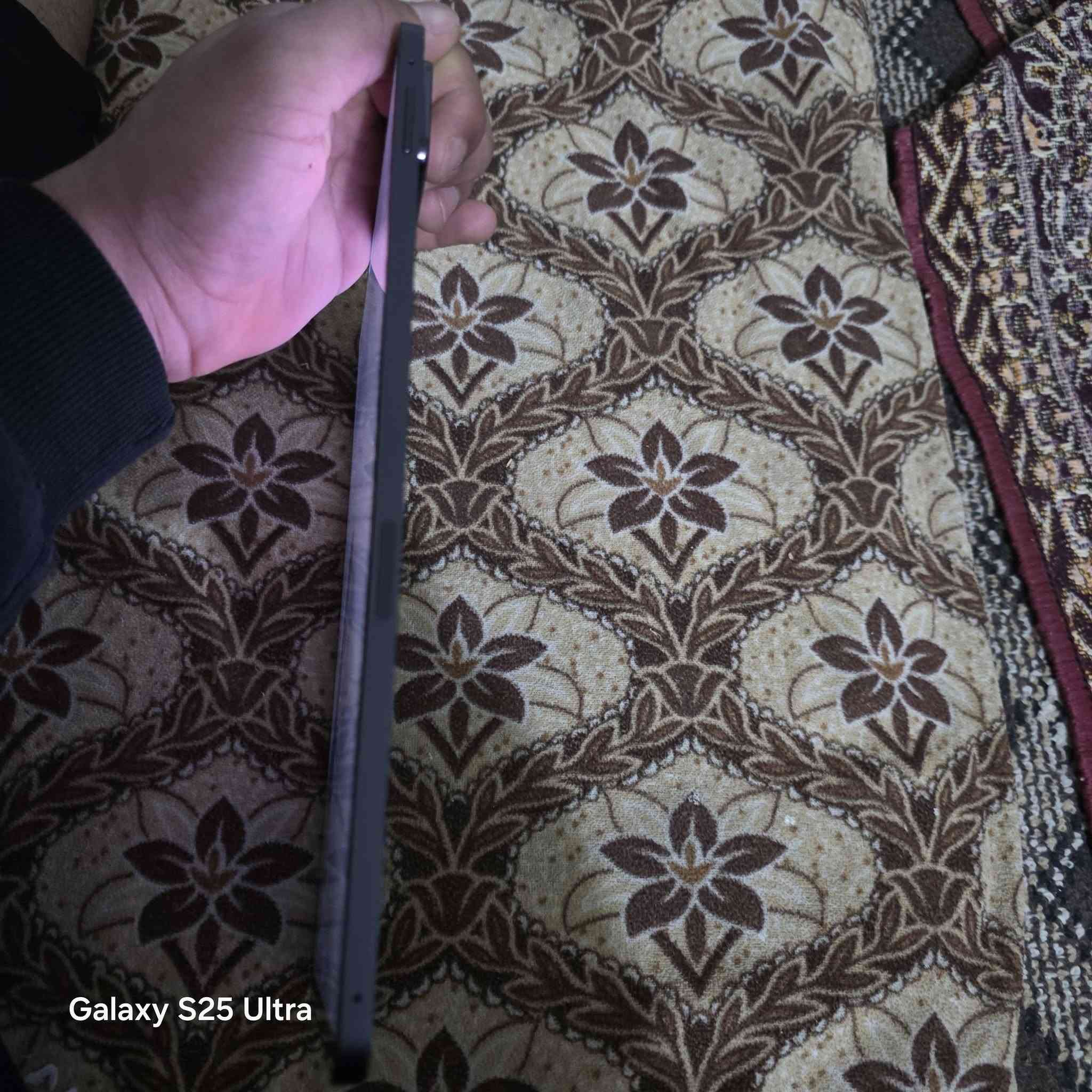 ايبادشاومي ٧ برو مستعمل قليل او صار عندي ضرف السعر ٥٠٠او مجال قليل***********,دالئ
