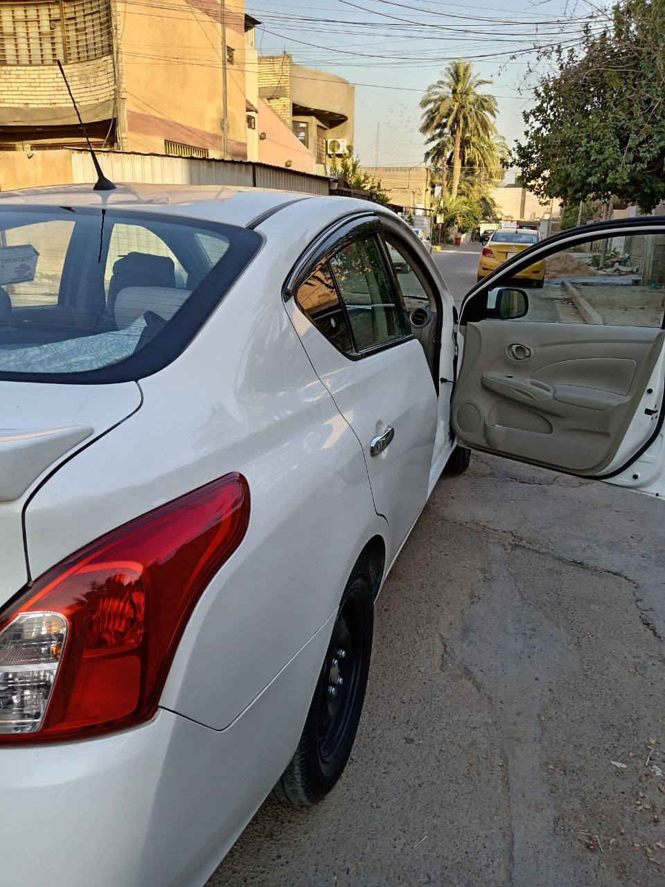 سلام عليكم نيسان صني هندي 2021  
رقم بغداد باسمي
تحكم استيرن جام كهرباء سبايدر 
شباك نيكل حساسات 
مكفوله الصبغ والتبديل ولفتح ماعدا طخه بسيطة بل جاملغ وماملعوب بيهة وبارد اصبعين بخشم الجاملغ الامامي مكاني بغداد  سعر 111
***********
