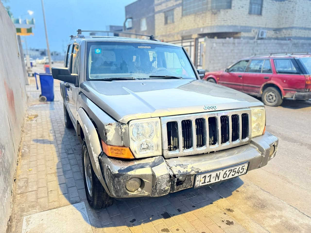 جيب كومندر ٢٠٠٦ رقم جديد بسمي محرك ٤/٧ بي بخار وبيه ضربه بالبجم حداديه ٥٠ ٪؜ كير اكسل مكفولات بيهه رشات صبغ السعر ٥٥ الاستفسار ***********
