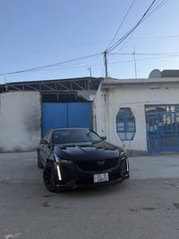 كاديلاك cT5 موديل 2023ماشيه 18 حادثها 3قطع لغد شواصي كفاله سياره نص فو...