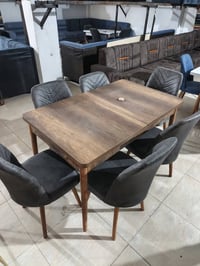 ميز طعام • جديد • ألوان ومقاسات