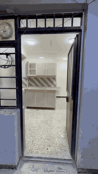 شقه للايجار طابق ثالث مصعد 
شغال على وطنيه تحتوي على 
غرفه وحده وصاله ومطبخ وخدمات 
قرب محكمه الاعظمية 
( طلاب او موظفين او عمال ) 
ايجاره ٤٥٠ ألف 
للاستفسار 
***********
