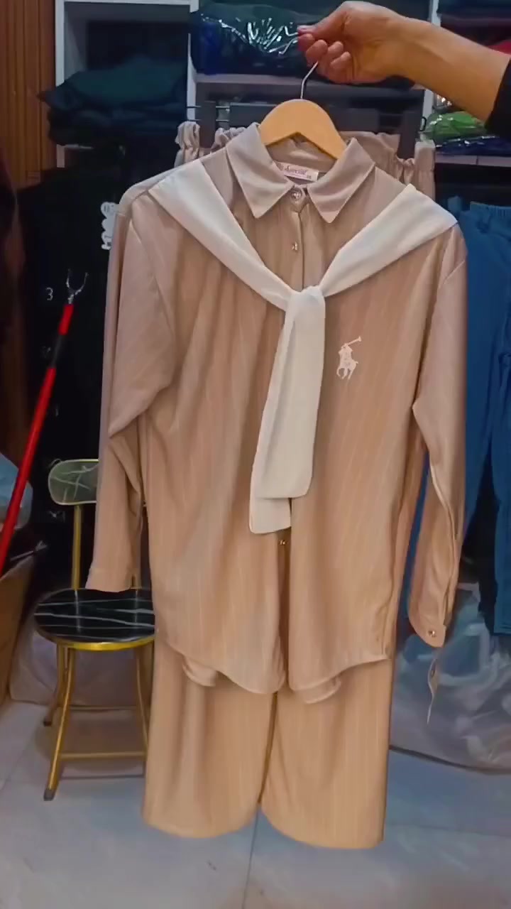 سوت نسائي القماش فول كوالتي
متوفر عند لافندر ستور Lavender store


**إذا كنت صاحب هذا الإعلان وتريد حذفه لأي سبب، رجاءا أرسل رسالة إلى الدعم الفني**