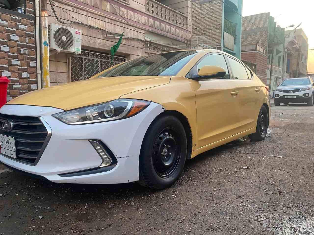 سلام عليكم النترا 2018 مكينة 2000  گير أي تي تخم تاير جديد صدر جديد هسه مفتوح السيارة جاهزة وهاي الصور مال امريكا وبيها سونار جديد بيها ضربة بالعراق جاملغ خلفي تبديل رحمه الوالدية يقرأ التفاصيل زين ويتصل على رقم *********** عارضها 98 وبيها مجال بسيط جداً
