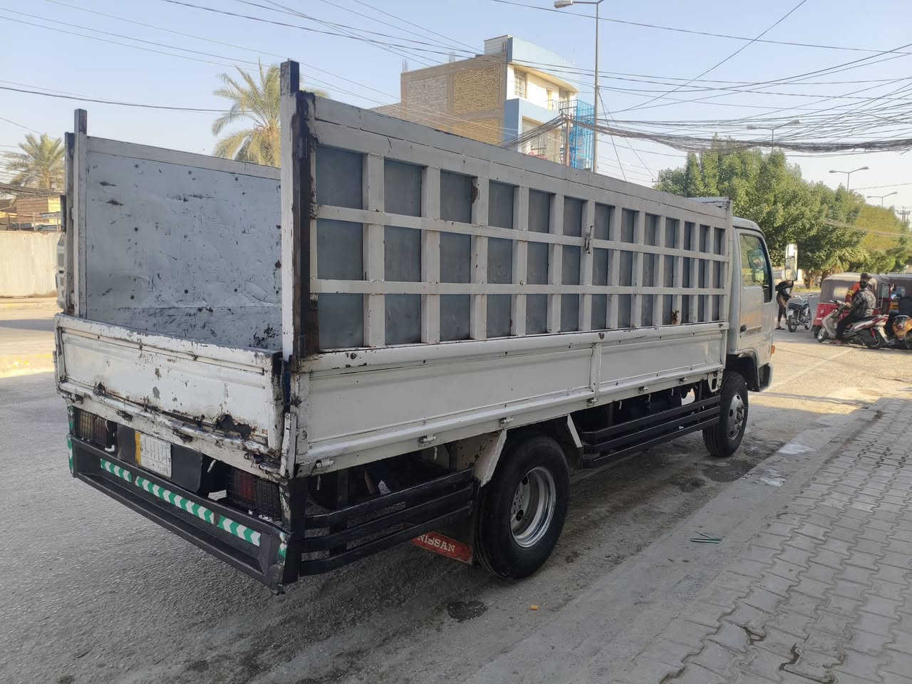 تنكر نيسان للبيع للاستفسار ***********
