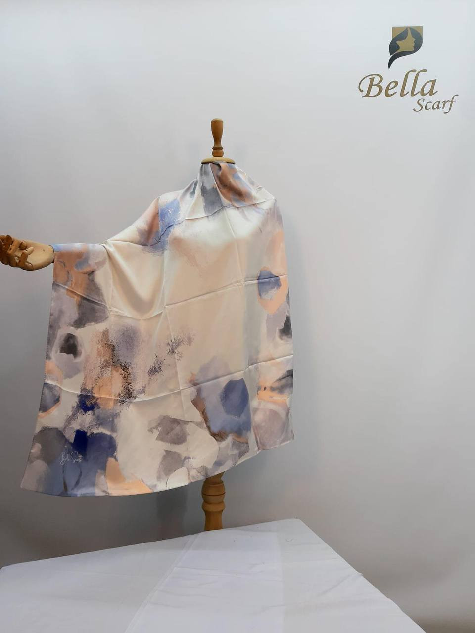 💓💓💓💓💓💓شال و شيلة 💓💓💓💓💓💓
❣️ربطة رايون ستن قياس ٩٠ اللوان متعدده و خامة مميزة ❣️
العنوان : الصويرة/حي المعلمين/شارع الصياغ/مجاور العطية سنتر وصالون روز. 
يوجد لدينا خدمة توصيل 
للحجز والاستفسار مراسلة الصفحة او الاتصال ع الرقم *********** / فايبر. واتس اب. تلكرام
