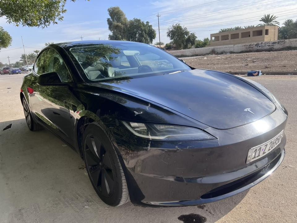 السلام عليكم
تسلا model 3

فقط بنيد مبدل نفس لون

شكل حديث

لد 

دبل شاشه

سياره معروفه مواصفاته 

ماشيه ٢٤

***********
