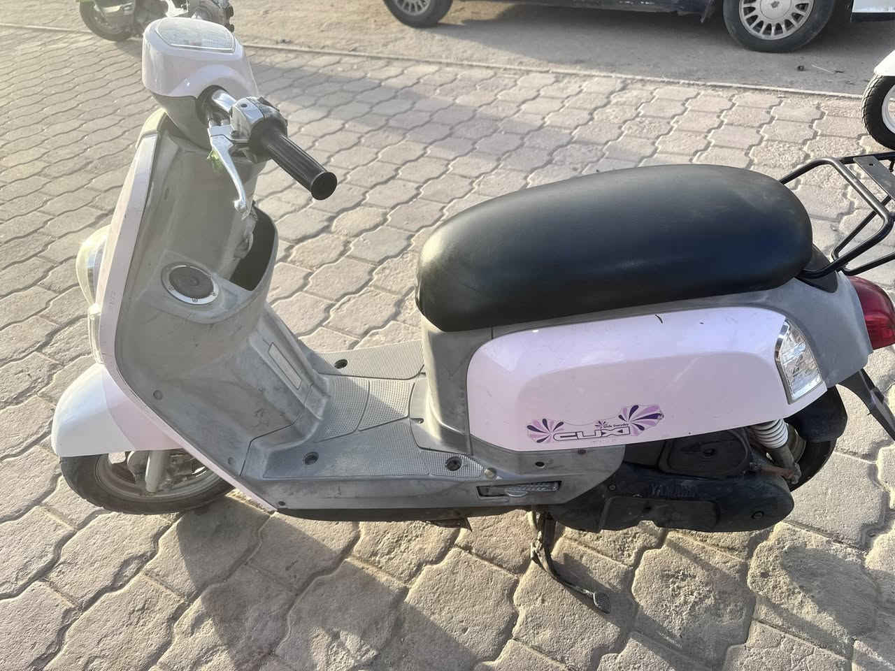 دراجه بوليسي نوزل جديد صار قل شهر طالعه من الحاويه هاذ رقمي.  🍃🤍. ***********.
