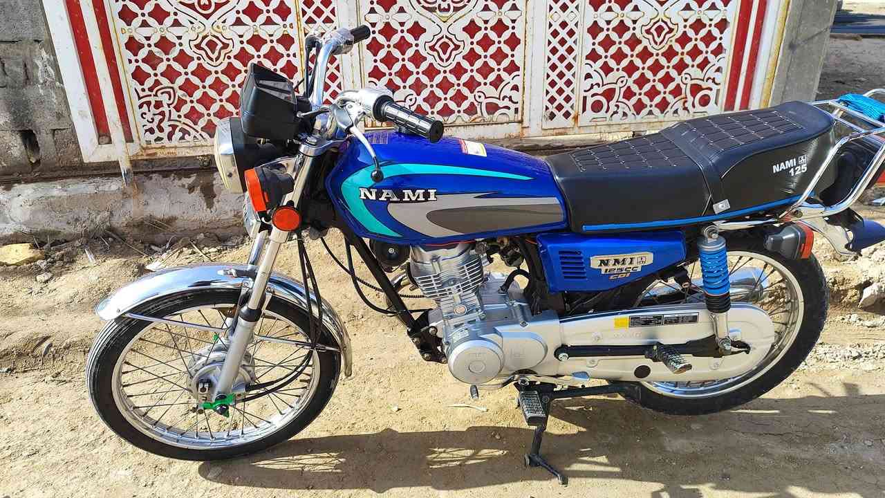 دراجه اوراق مود 22 كفاله ممفتوحه شلع 
شغاله من الطول لطول وجاهزه سعر 1250 مكاني هوير ***********
