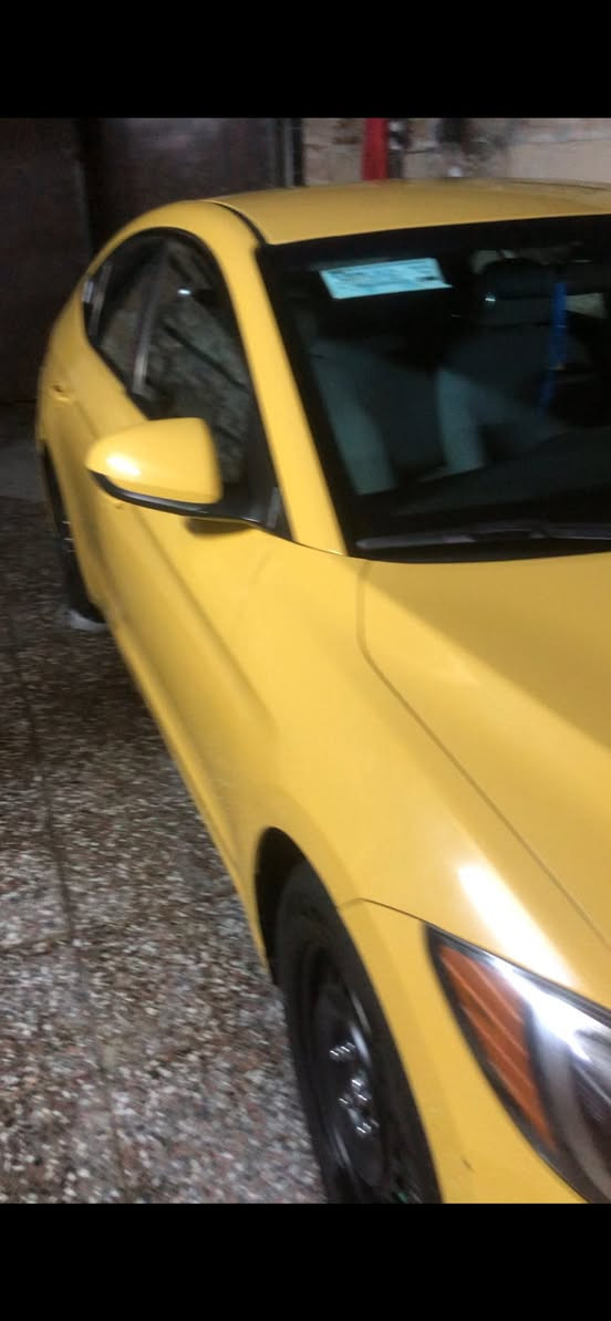 السلام عليكم
النترا 2017 وارد أمريكي حادثها جاملغ خلفي معمر نفسه سياره ليبل واحد محرك كير مكفولات بأسمي تحويل ثاني يوم مكاني بغداد الجديدة السعر 125 وبيها مجال 
الرقم ***********
