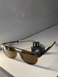 شلعه نظارات اوربي ماركه  اورجنال 100% العدد :100قطعه  تواصل : 07501417...