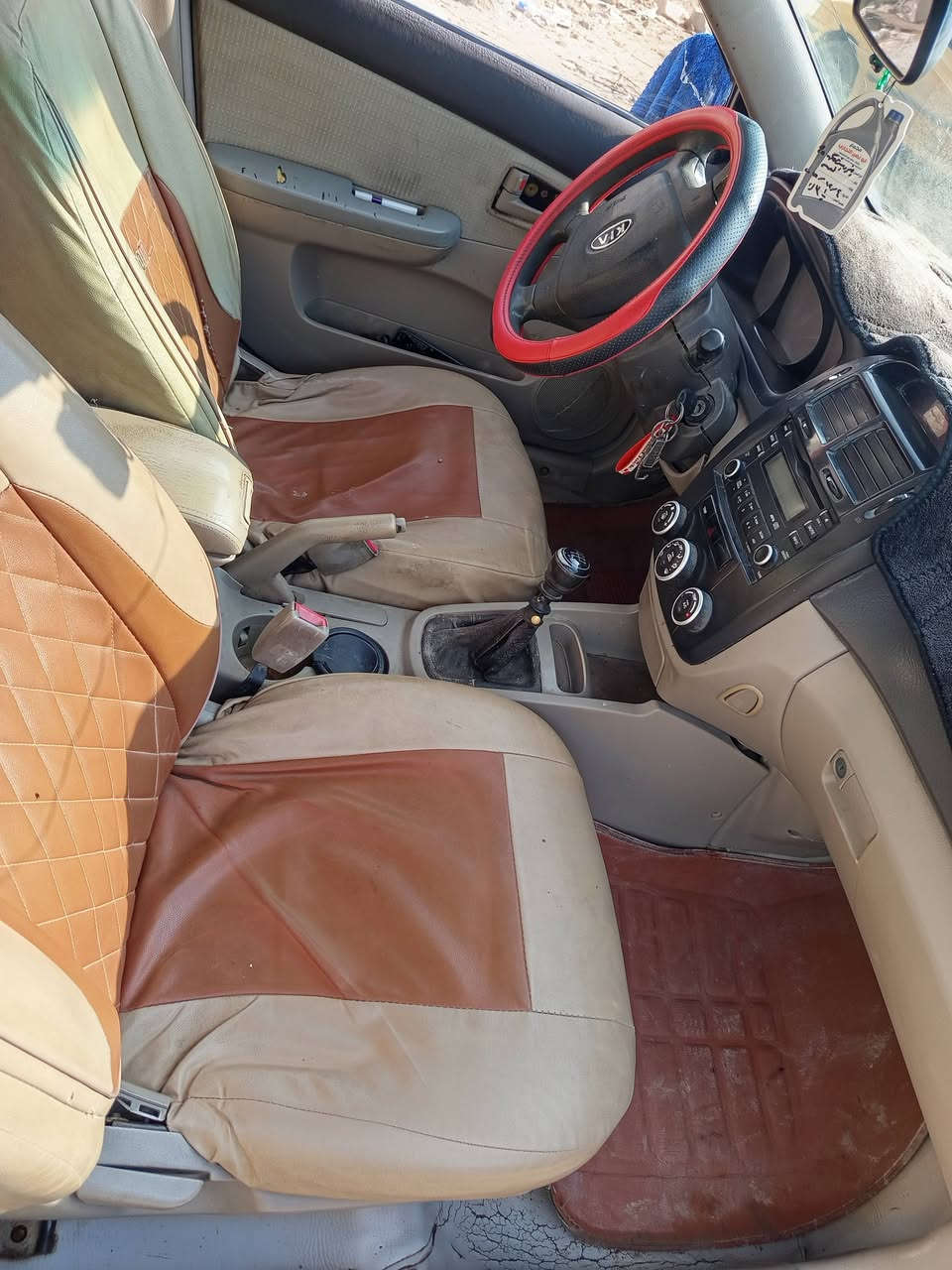 -سيراتو موديل 2008
-رقم واسط انكليزي  باسمي
 -تحويل مباشر مصفره خط وبحث  سنويتها ل29 
-وارد خليجي  محرك 1600 
كير عادي 
تبريد شغال
صدر جديد 
تاير جديد
عنوان واسط /الصويره 
السعر 63 بيها مجال بسيط 
للاستفسار الاتصال على الرقم ***********
