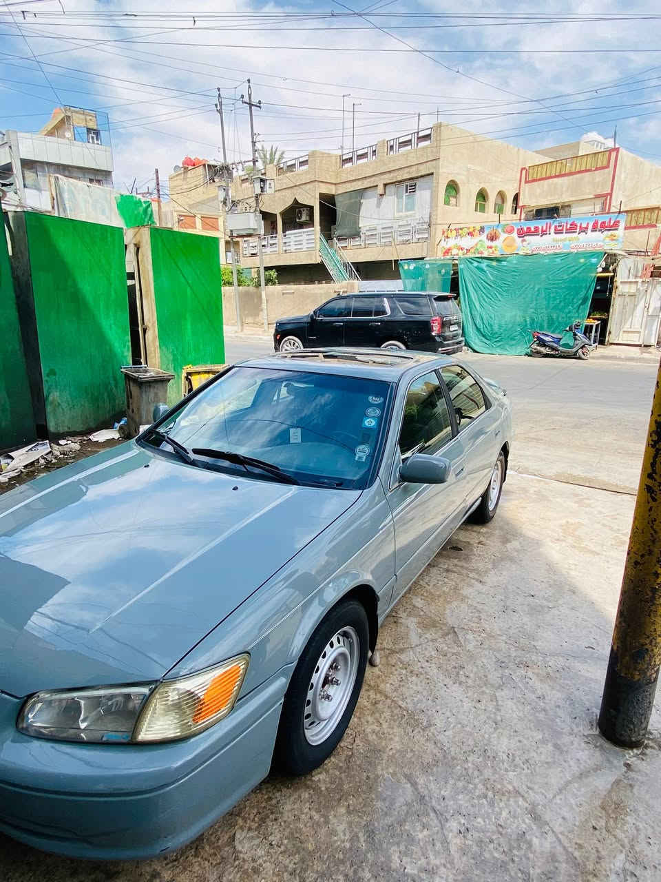 سلام عليكم

كامري موديل 2001 وارد امريكي 

رقم بغداد انكليزي بأسمي السياره 

مصبوغه عام اثر جراد 

حادثها جاملغ خلفي

مكفوله من الحادث القوي 

كفاله عامه كير محرك شواصي وكشر 

تبريد ثلج 

تدفئه 

دواخل كلها بلاد 

ضفيرة كهربائيات كلها بلاد ما بيها قطرة تيب 

سياره ما مخلي بيها اي نقص 

اضافه شاشة

سيارة جديده داخل وخارج 

اسف ع الاطاله 

السعر77 وبيها مجال 
العنوان بغداد الطالبية
(***********)

