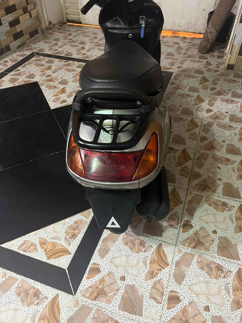 سلام عليكم 

سبيسي ياباني للبيع مجفته مره وحده وكفر تجاري باقي كله اصلي السعر 500 وبيه مجال مابيه اي نقص الدراجه شغاله من جميع النواحي 

للتواصل *********** 
المكان / كوت_ دور الشؤون
