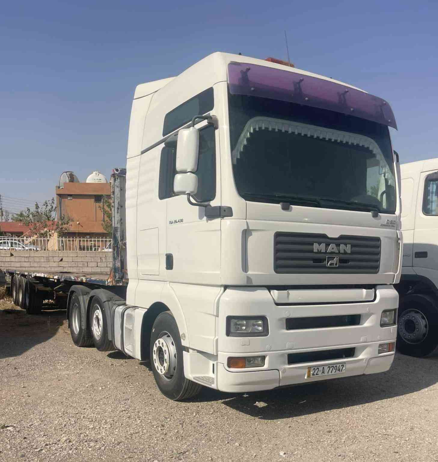 ***********
ئەم دوو شێرە بۆفرۆشتن 
هەردووکیان مۆدێل 2007 حجمی 440 
رەقم هەولێرە سەنەوی تازەیە تا 2030 
وتساپ
