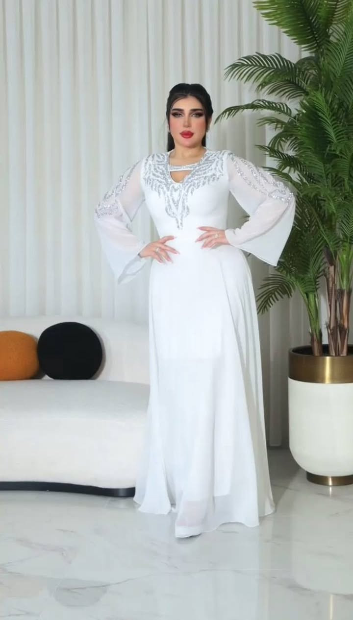 🦋💃فساتين مناسبات 😍
          💃تخفيظات 50 ٪🎉
💃 السعـــر  40 الف 🇮🇶
والتوصيل لجميع المحافظات 5 الف🚕
القياسات  38 40 42 44 46 48 50 52
للحجز المراسله في الخاص او مراسله واتساب ع الرقم 
شرط الفحص اذا مو نفس الطلب لا تستلمينه


**إذا كنت صاحب هذا الإعلان وتريد حذفه لأي سبب، رجاءا أرسل رسالة إلى الدعم الفني**