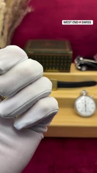 ساعات يد • للبيع