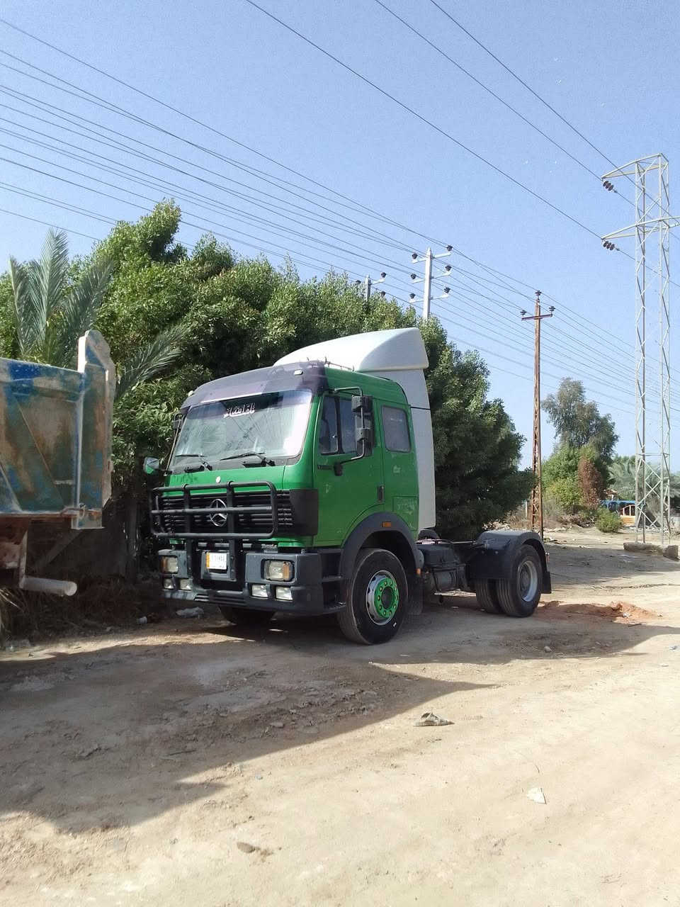 السلام عليكم 
سيارة البي كرواتي موديل 92 مكينه 44گير 180 مسجله تنكر رقم كربلاء 3لوحات سيارة معمرة جديد تخم تاير السعر 175 وبيهه مجال قليل  للاستفسار اكثر الاتصال على هذا الرقم ***********
