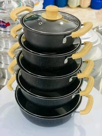 HotChef ماربل • ٥ قطع • غير لاصق