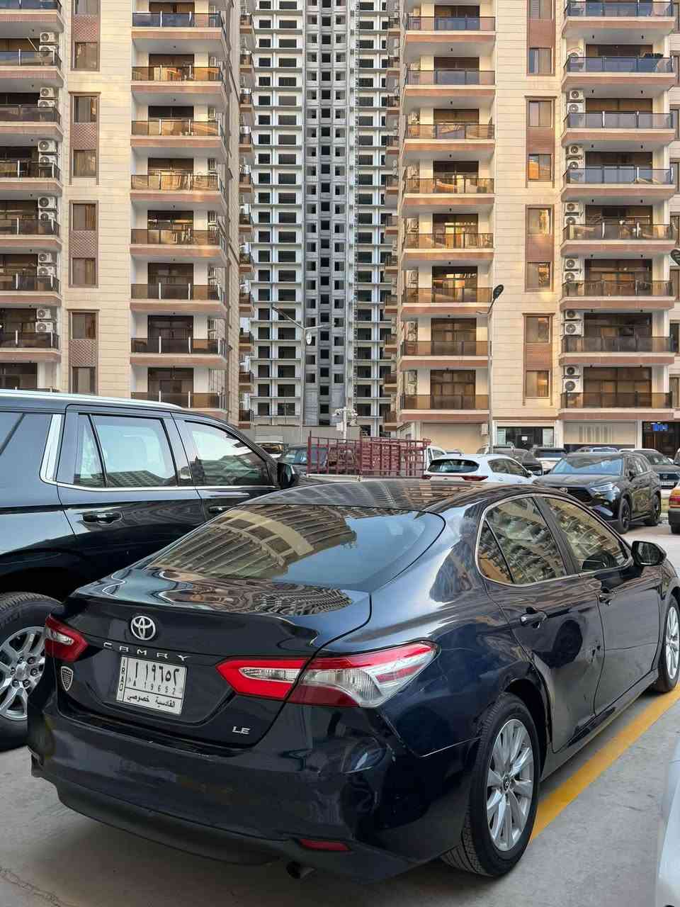السلام عليكم 
كامري وارد امريكي 2018
الفئة LEبلاس 
المواصفات
محرك 2500
بصمه 
رادار امامي 
رادار جانبي
تحديد مسار
كامره 
شاشه 
كرسي كهرباء 
الضرر:غرق وحادث بسيط
سعرها 140وبيه مجال 
للاستفسار:***********
