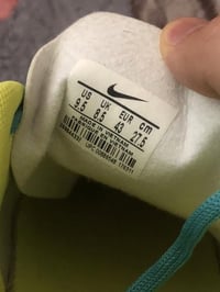 نايك زوم أصلي فيتامي قياس43 طول القدم 27.5 القطعه جدآ نظيفة استخدام قل...