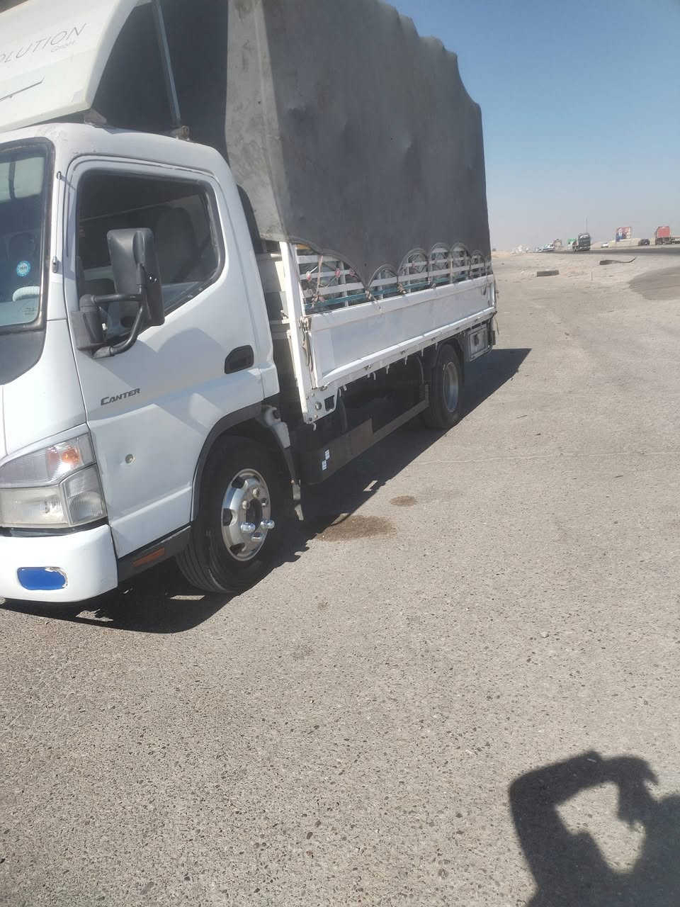 سلام عليكم كنتر للبيع 2013 صبغ باب السايق السعر190 الاستفسار ***********
