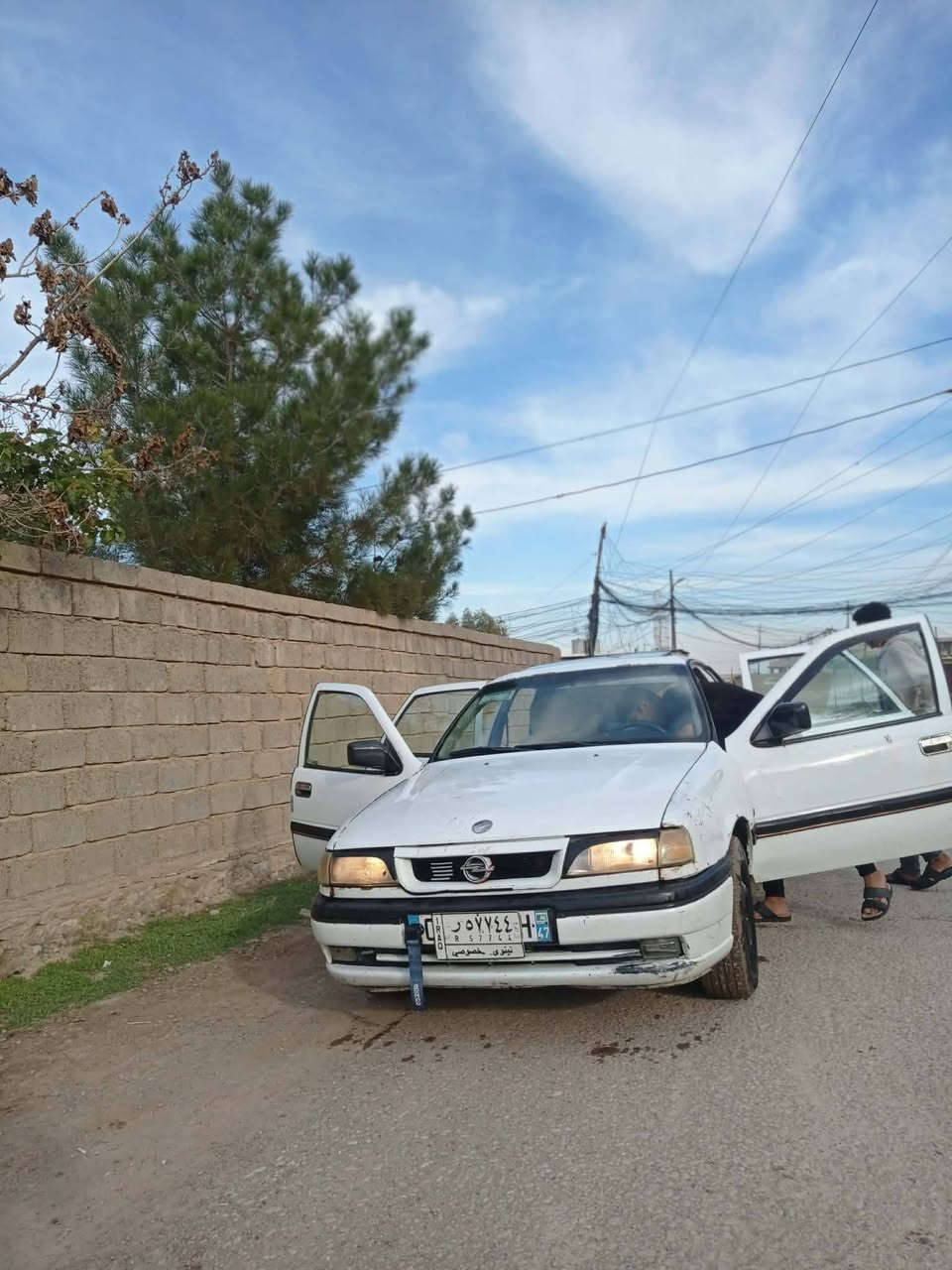 السلام عليكم اؤبل فكتره حجم 20 محرك 2000 گير ومحرك شرط كهربايات كلها شغاله صدر نضيف طخم نضيف سيارة مال جناي السيارة ماندل صاحبها مكفوله من كلشي السعر 27 وبيها مجال قليل وبيها كابون الرقم ***********
