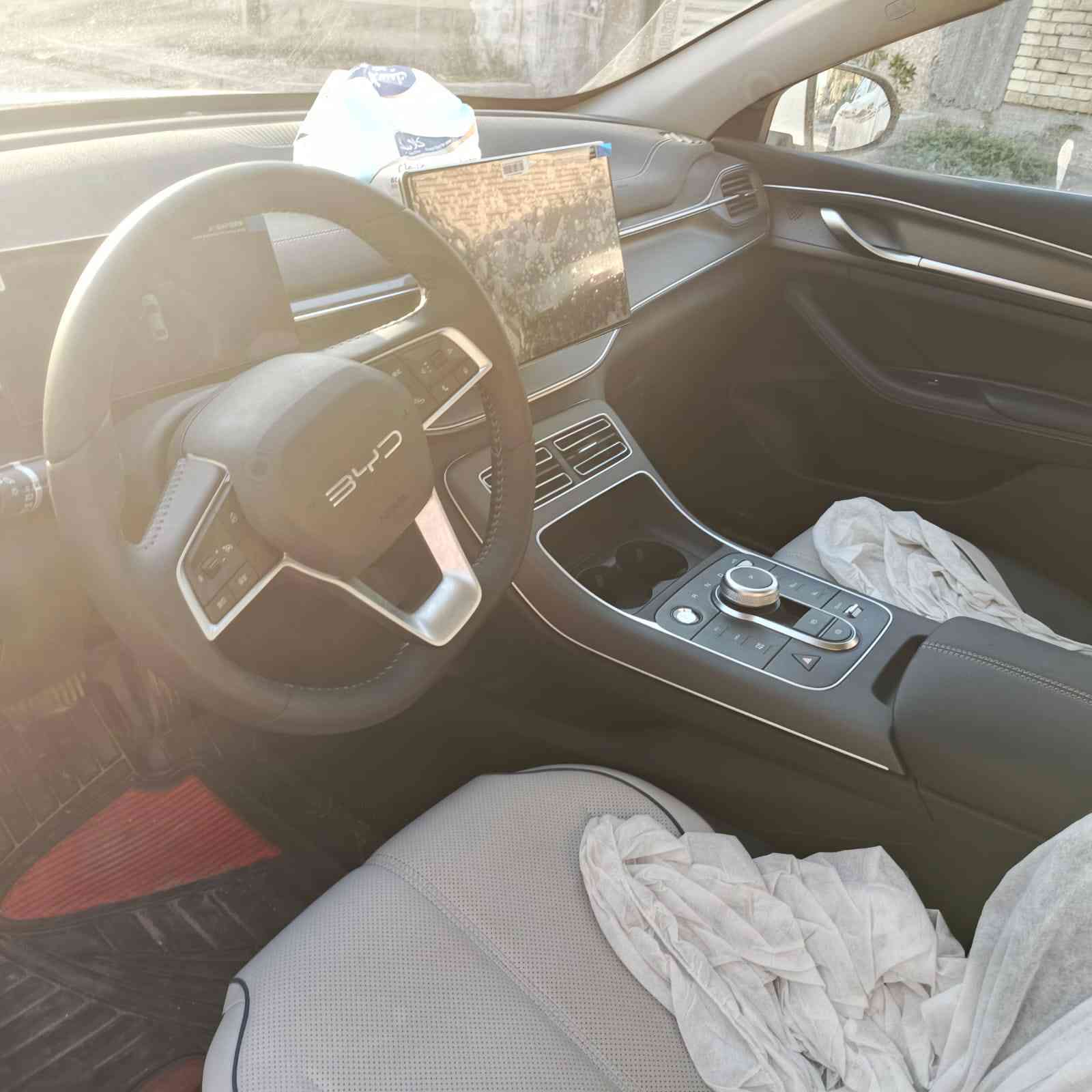 للبيع
بي واي دي دسترويل موديل 25 مكفوله كفاله عامه السياره زيرو ماشيه 3الف  سعر 19مليون السياره جديده ما بيه اي نقص للتصال ***********
