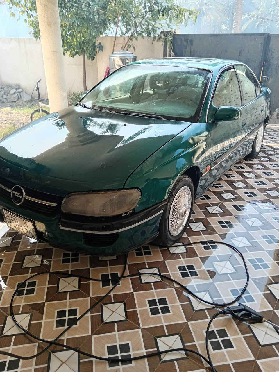 اوبل بزون ٩٥ رقم جديد صدر باتري تايرات دواخل جديد للبيع الوجيهيه اوتماتيك *********** بيع فقط
