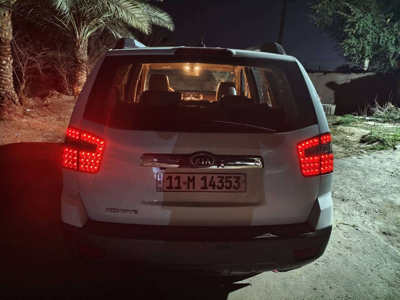 السلام عليكم كيا موهاڤي موديل ١٥
رقم بغداد باسمي اني مالكها الشرعي 
مكفولة من الحادث لا سامح الله فووول مواصفات 
ماشيه 110 حقيقي السياره كلش جديده ونضيفه 
اريدها ب 175 والشراي بي خير ويدلل 
***********
