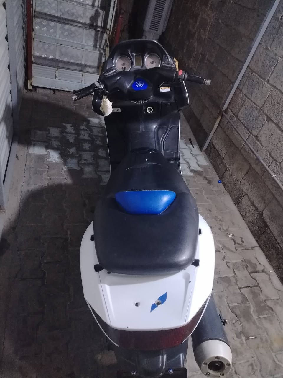 للبيع تيماكس 2008 نوزل دراجه شغاله نكره بس يحتاجلها قايش وكلج امامي بي صوت خفيف  دراجه مرتبه مغلفه فابلون ابيض جماليه كفراتها لون ازرك مابيهن لا كسر ولا شخوط ودراجه شوفت عينكم معروضه 15 وبيها مجال عنوان زعفرانيه جسر ديالى قديم رقم ***********
