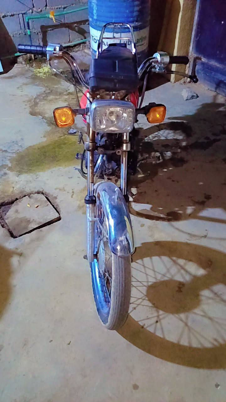 سلام عليكم دراجه كلك مكفوله من سرقه فقط المحرك مصبوغ محرك آرشا / اشاير لايت  كله شغال دراجه حلوه سعر 300 مع المجال *********** مكان كربلاء الطاقه قرب المركز
