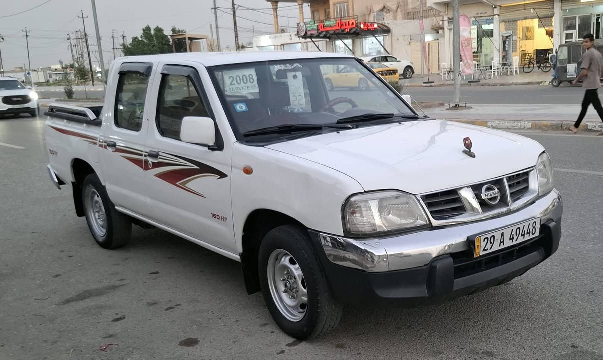 نيسان ٢٠٠٨ رقم واسط بسمي 
     ***********.... سعر ٩٨
سياره جديده وجاهزه محرك كير اكسل مكفول 
تبريد حداديه تخم تاير كله جديد شاشه كامره ريموت دوشمه 
مكفوله من خياس وضربه والمعجون بيه صبغ عام بدون ضربه 
سونار ب منشور تحويل مباشر سنويه وهزه ورقم جدد مكان واسط بيع او مراوس
