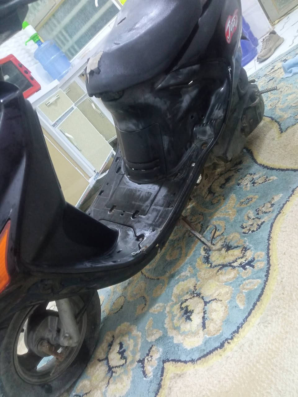 السلام عليكم دراجه للبيع نظيفه ما مفتوحه كلها شغاله ماكينه ناعمه السعر 375 وبيها مجال الوان حله شارع 80 قرب الساده بخطه ***********
