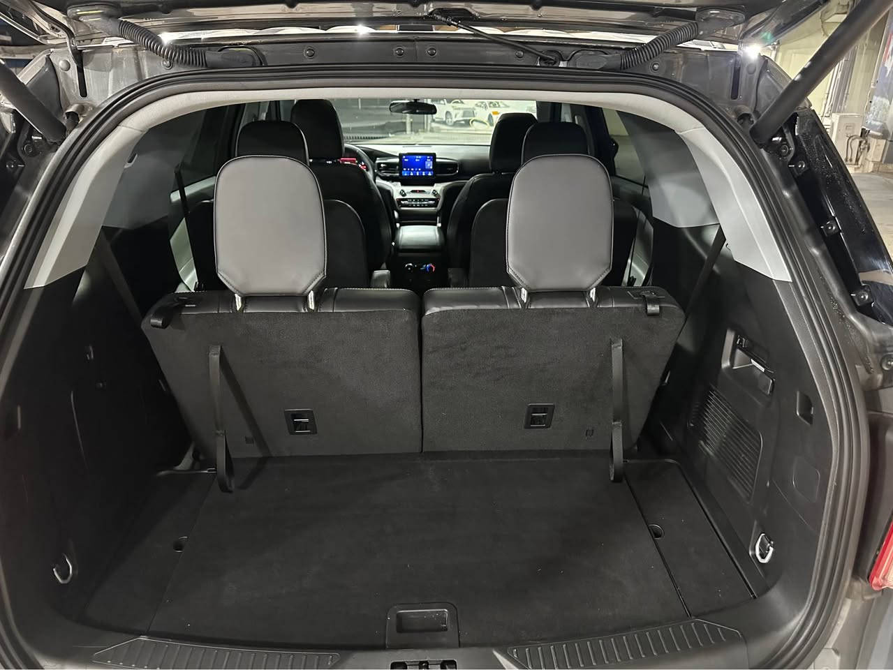 FORD EXPLORER XLT 2024
سه ياره كه ته نها دوو په له ي بؤياخه ته نها له سه ر شوخت په مپ كراوه سه ياره عاديسه ي نيه ته نها  شوخت هه يه بؤيا خ كراوه سه ياره كه پيش پشت ته نيشت هه موو كه پسه ده عاميه كانيش به شه رت بي بؤياخ ئيرباگ به س شان ته قيوه بيلاديم داناوه ته وه سه ياره كه فول مواسه فاته ده بل ئه كس AWD -پانؤراما-٣ريز كوشن -كوشن vip- دوو به سمه ي شه ريكه ي له گه له ته نها ٢١ مايل رؤشتوه گيرو مه كينه كاره باي به شه رت سه ياره كه كاتي نه شكاوه ٣ مانگ كاتي له گه له: نرخ-٢٥٥$ شتيك مه جال 1FMSK8DH2RGA49900 ره قم شانسي 
***********
***********
Whatss app
Vaiber رانية, السليمانية
