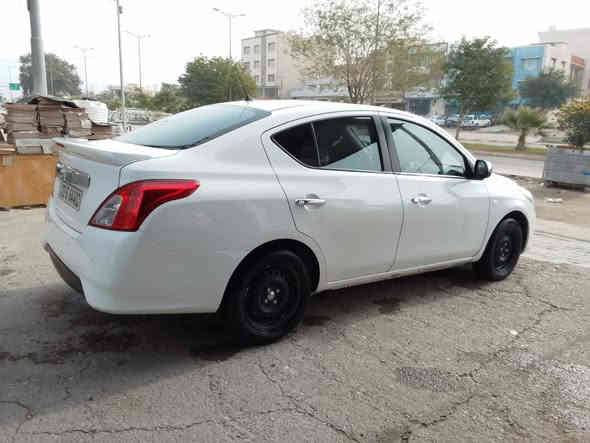 سلام عليكم 
من رخصة الادمن 🌹🌹
نيسان صني هندي2021 (المرغوب) للبيع
رقم ربيل سنوية 2031
شاشة ايباد 
سستم نيكل كامل بلادي
تبريد ثلج ❄️
تدفئة 
ماشية 112 الف
تخم تايرات جدد 
السيارة بيها ٤ اصابع بارده باب السايق فقط 
صفاحها موس تجي وتشوف 
والسيارة بدون اي نقص 
سعرها 116 وبيها مجال بسيط
مكانها بخانقين 
*********** خناقين, ديالى
