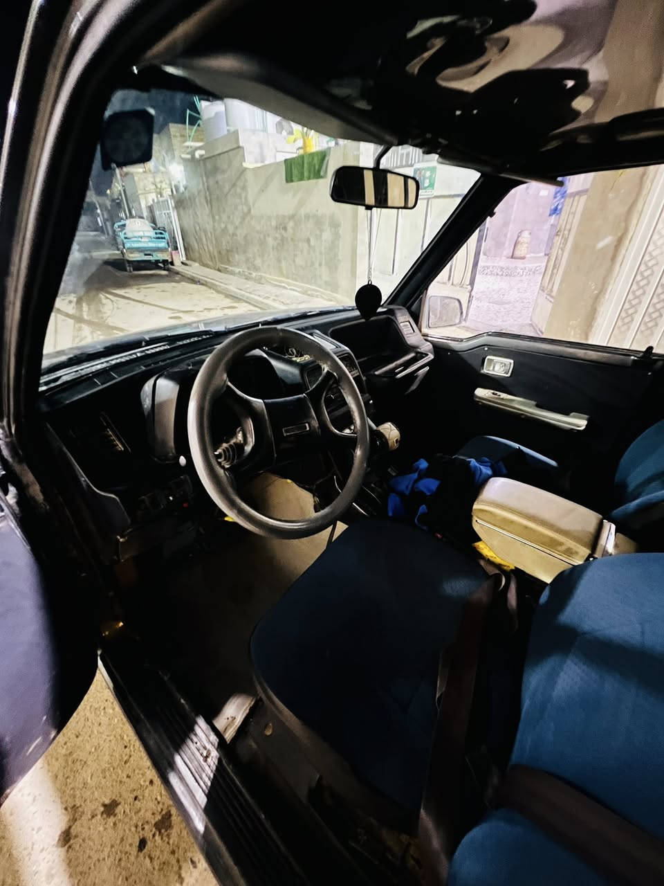 ساسوكي موديل 1994للبيع مصبوغه حزام مابيه اي نقص سعر48 $  وبيه مجال لشراي عنوان بسمائه قريه 10 مسجد النور رقم الهاتف *********** علمنا ان الصبغ لجماليه
