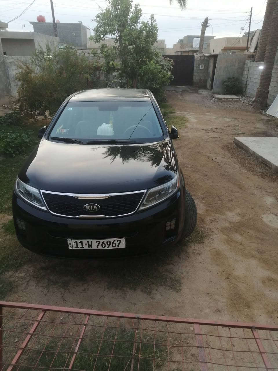 سورنتوا موديل ١٥ شكل ١٦ وارد كامله بيها جاملغ وجنطه نص ٤ سلندر السعر ١٤٥ وبيها مجال قليل  نظام اقتصادي ECO و عادي جاهزه محرك مفتوح بانزين عادي ترايك وين متريد... لون اسود ملكي... مكانها التاجي  منشاه نصر... رقمي *********** بي واتساب وحياكم الله
