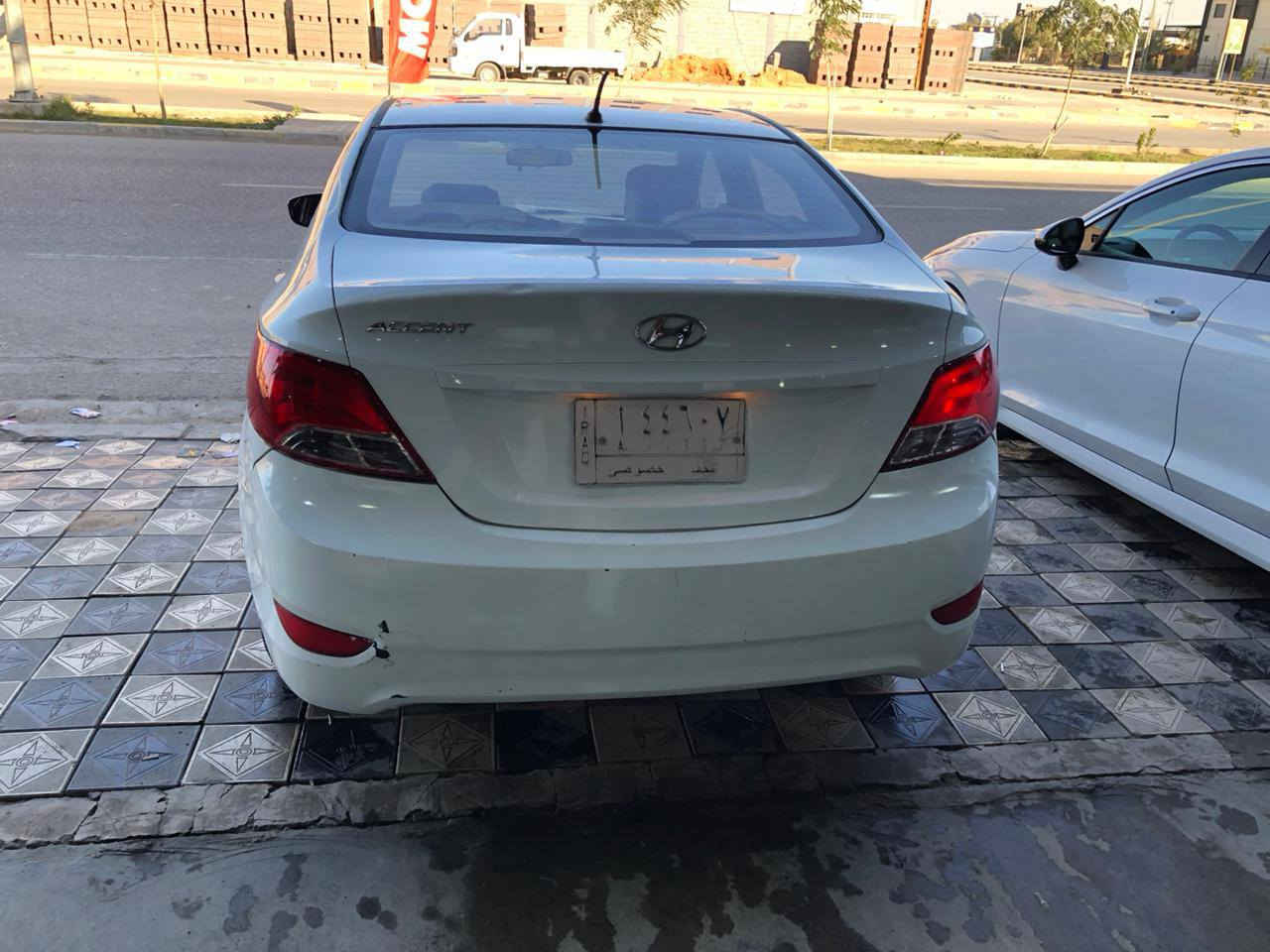 سلام عليكم
اكسنت للبيع موديل 16 رقم نجف الماني 
محرك 1400 ممفتوح كفاله 
خليجيه السيارة بيه بالدور الخلفي صبغ قليل 
جهه العبري 
مكان السيارة النجف 
رقم تليفون ***********
السعر 81ورقه بيه مجال قليل
