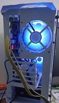 معالج i7-8700 • رام 16GB 3200 • قابلة للتطوير